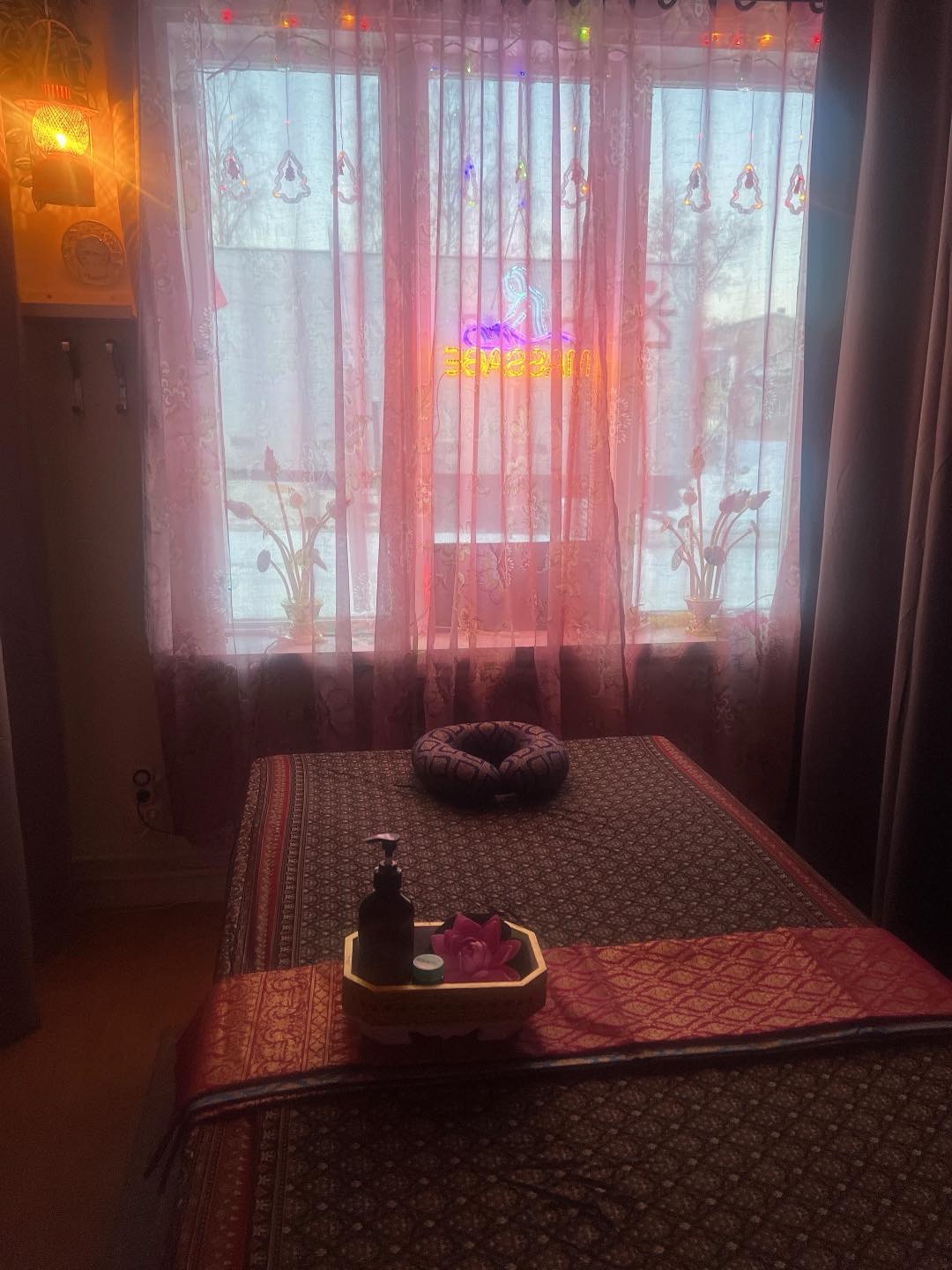 Thaimassage med varm örtboll